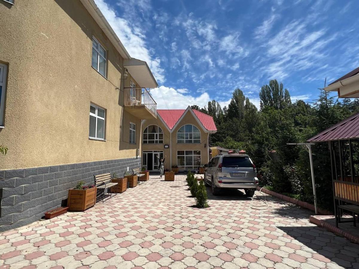 Tan Nuru Guest House Гостевой Дом Тан Нуру Cholpon-Ata Kültér fotó