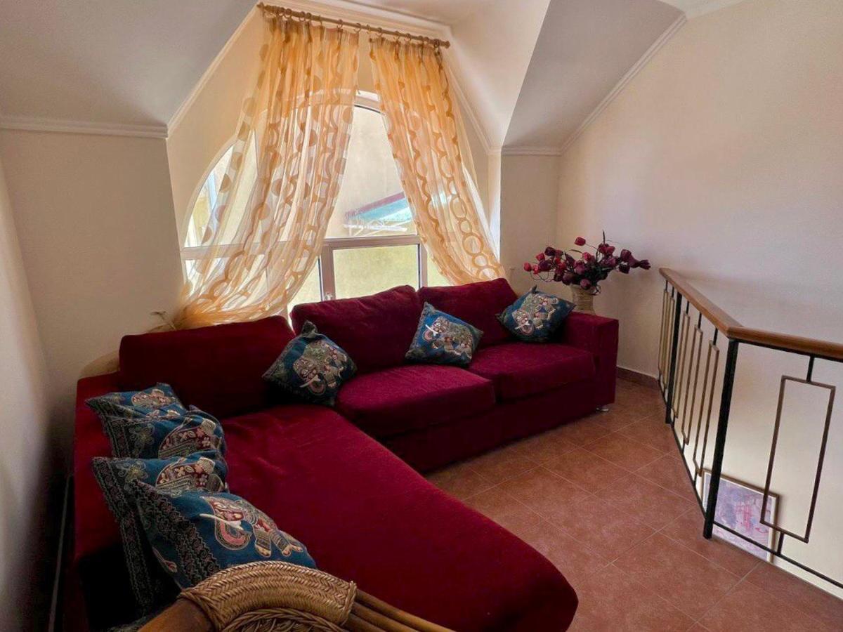Tan Nuru Guest House Гостевой Дом Тан Нуру Cholpon-Ata Kültér fotó