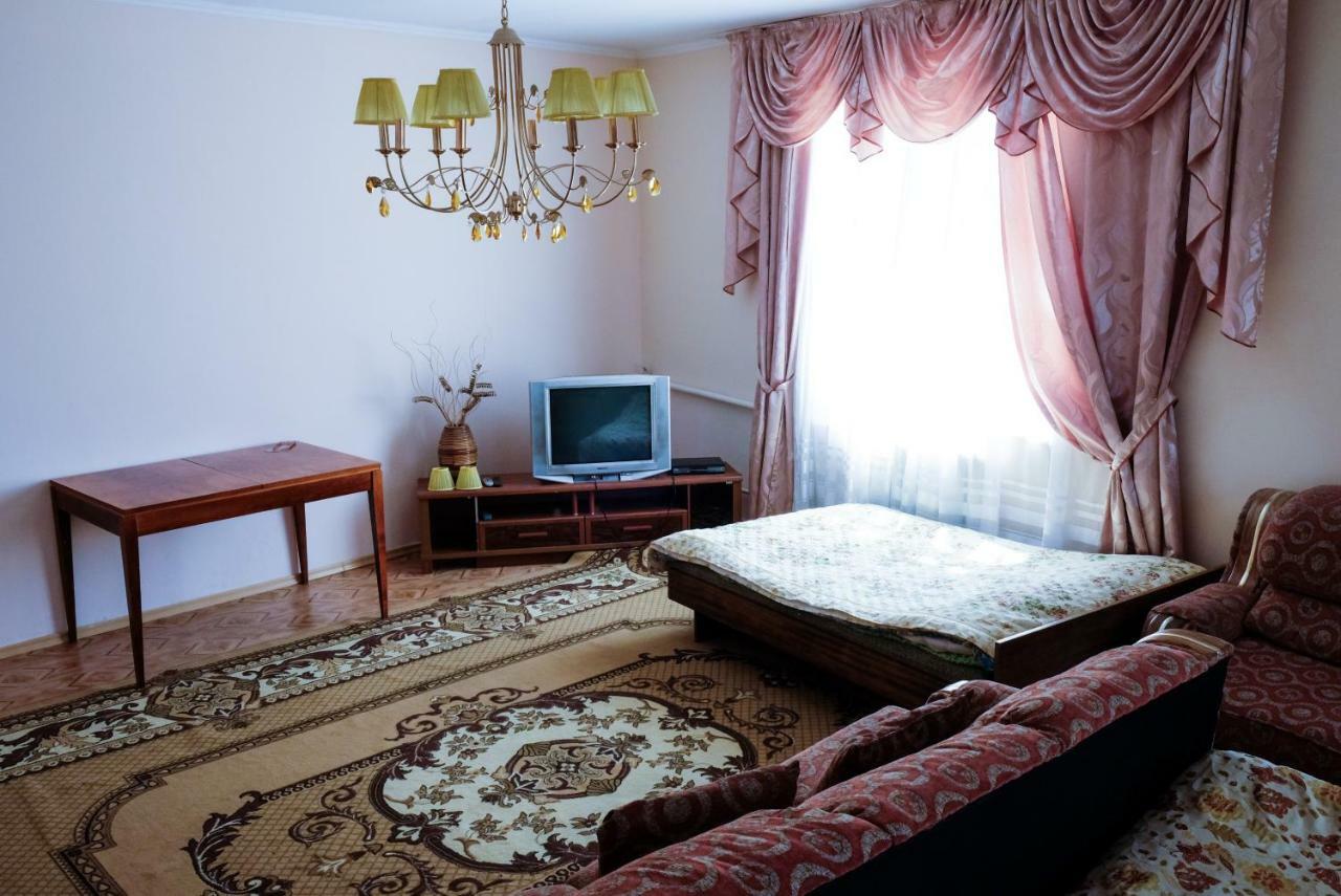 Tan Nuru Guest House Гостевой Дом Тан Нуру Cholpon-Ata Kültér fotó